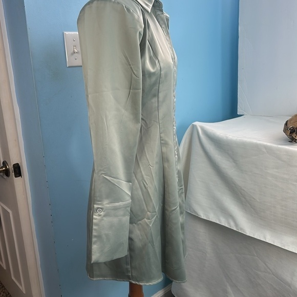 MISGUIDED DEEP CUFF SLIM FIT DRESS SHIRT IN SAGE - Picture 7 of 11